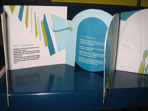 thiết kế brochure i-map.vn