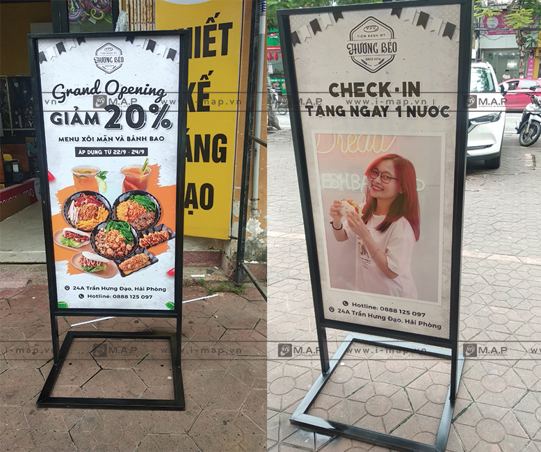 standee khung sat ngoai troi